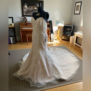 Fiore Couture “Ambrosia” wedding dress, NWT